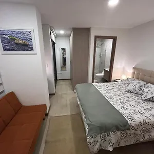 Mini Cerca Del Parque La Carolina Apartamento Quito